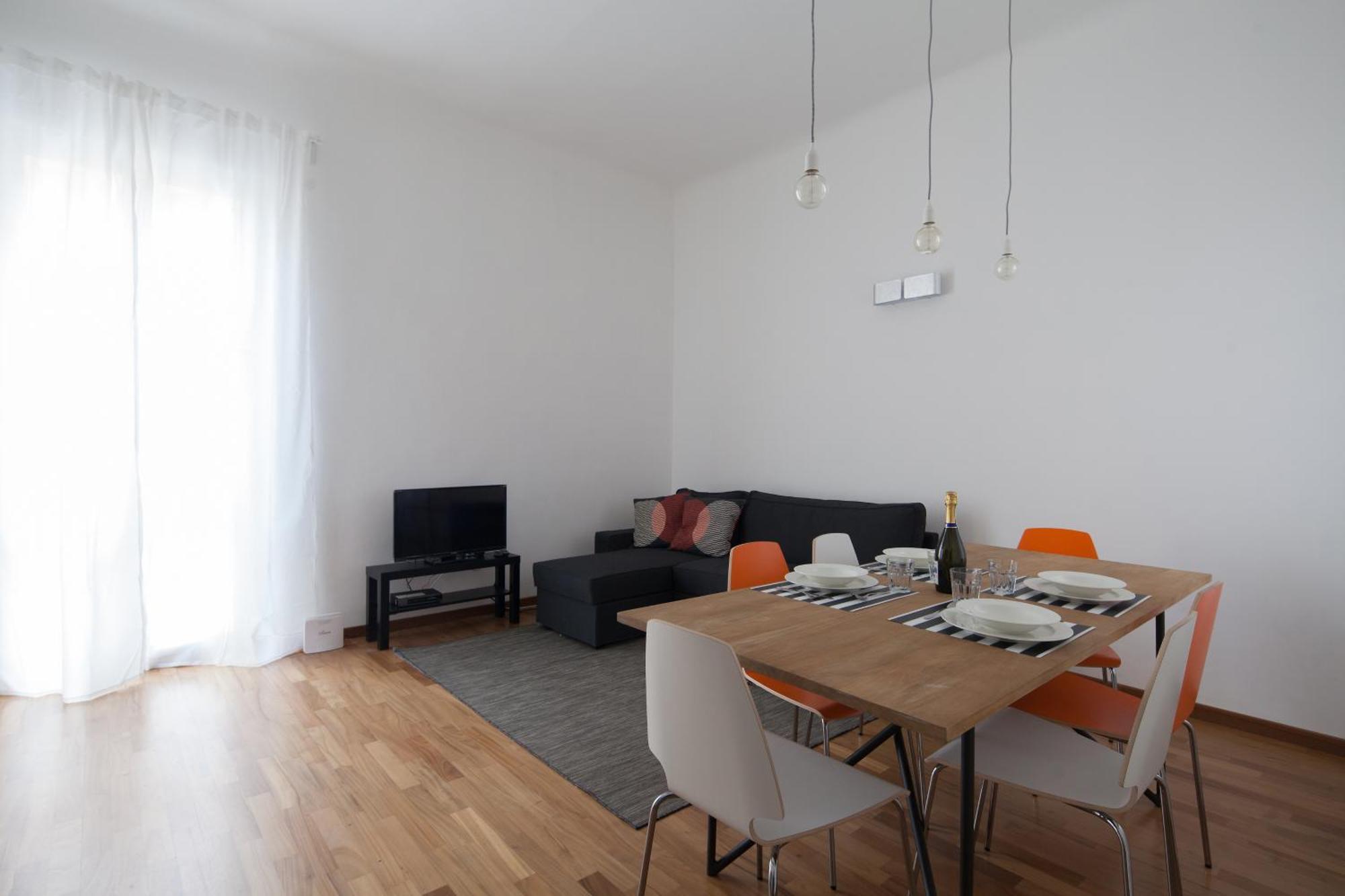 Cv5 - La Spezia City Center - Wide Modern Apartment Walking Distance To The Station To Cinque Terre - Big Terrace On The Roofs エクステリア 写真